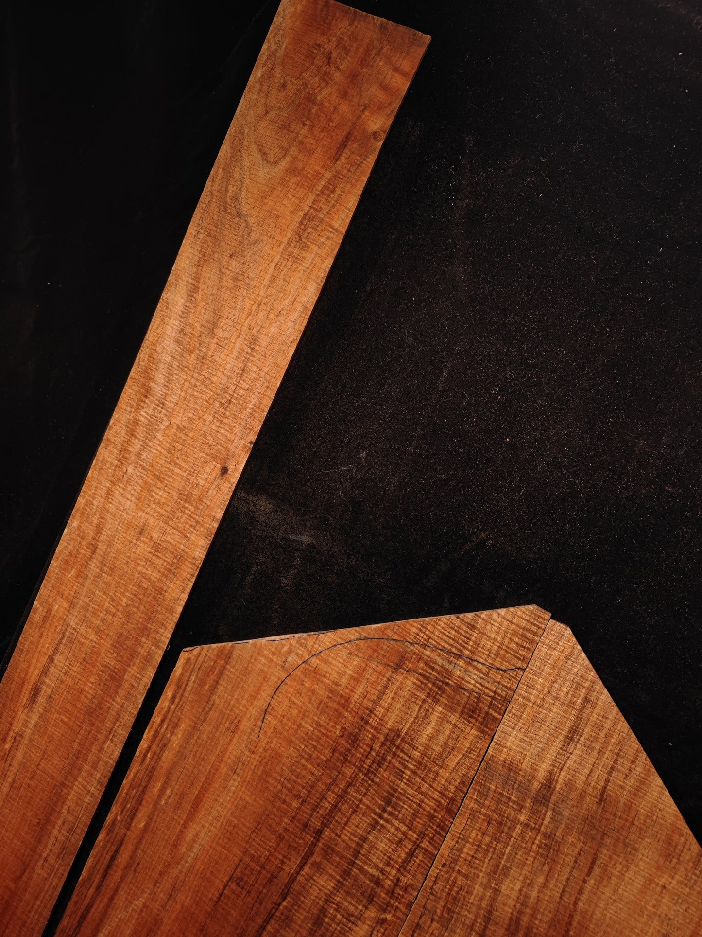5A tasmanian blackwood guitar backs&sides set