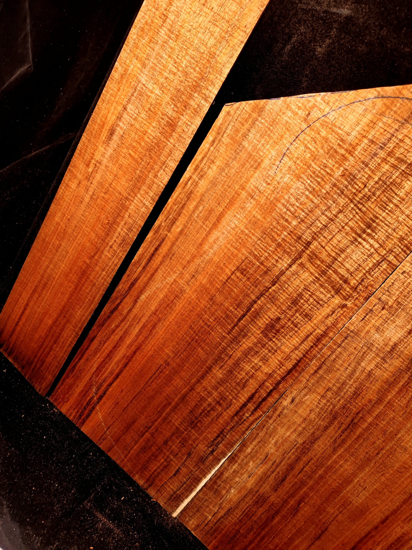 5A tasmanian blackwood guitar backs&sides set