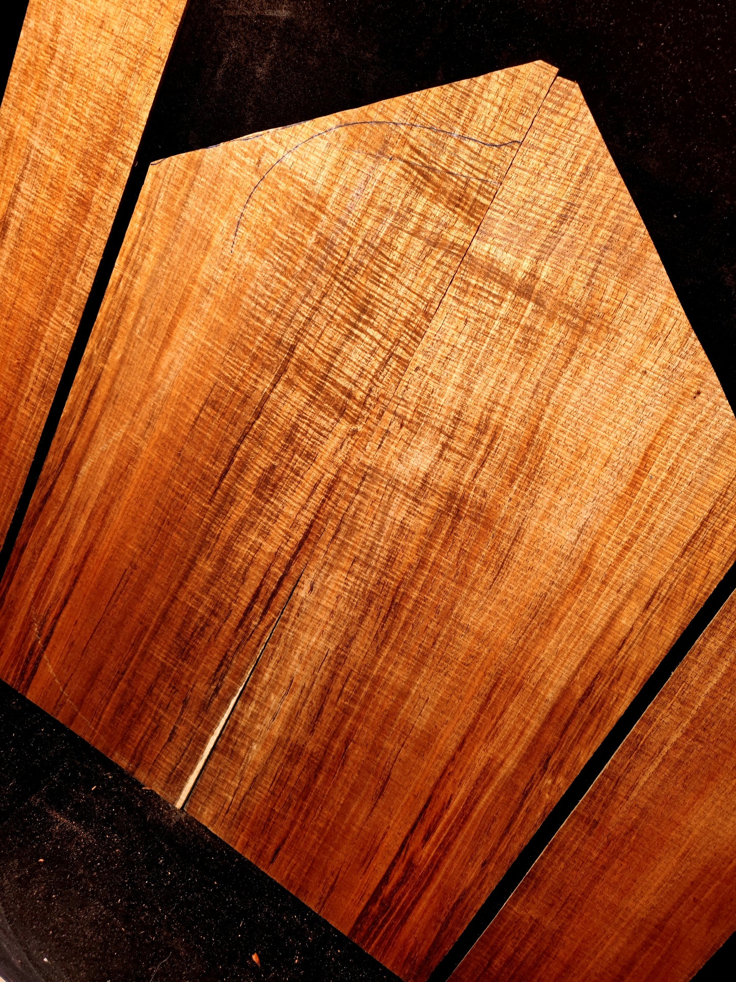 5A tasmanian blackwood guitar backs&sides set