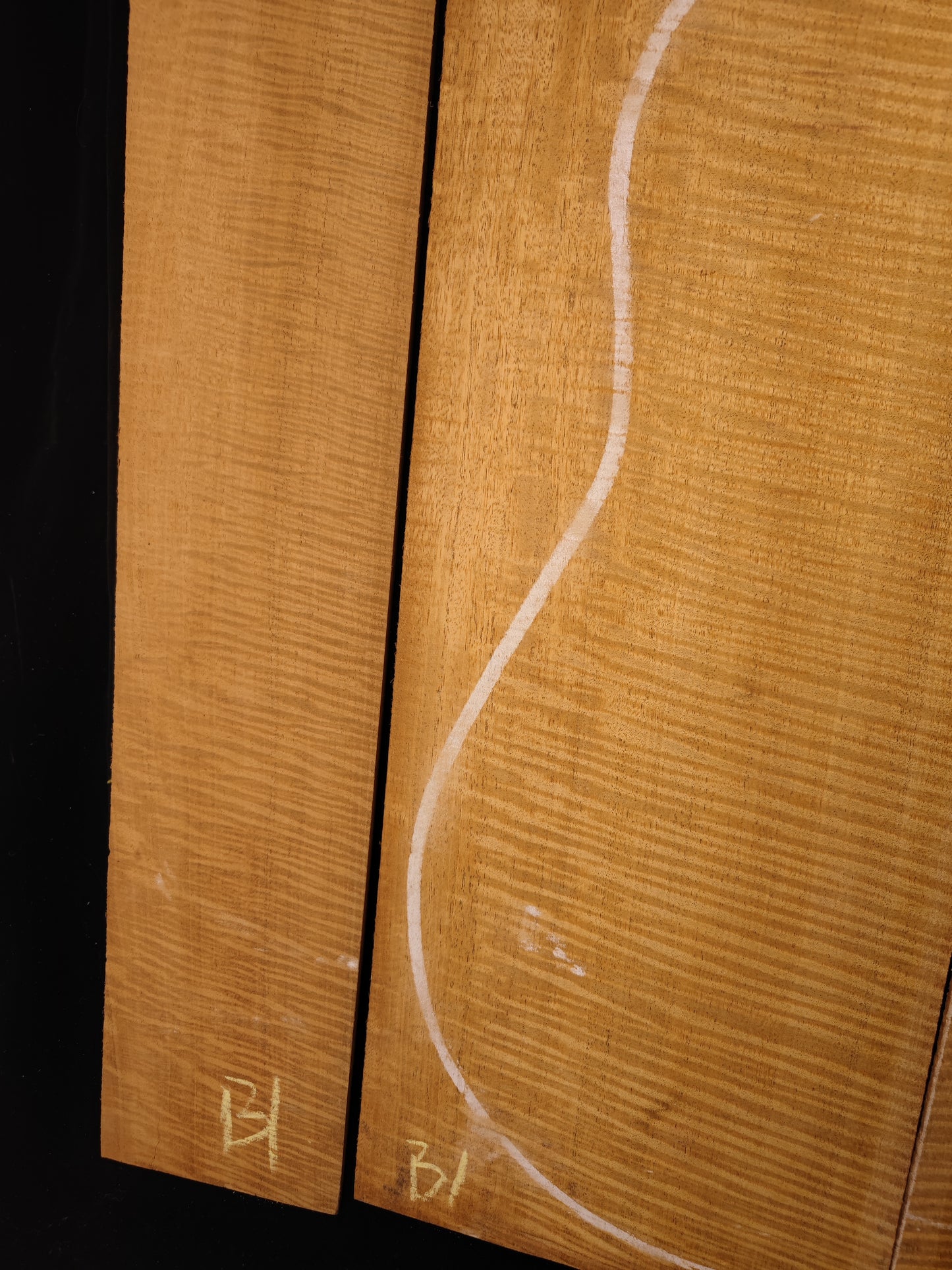 Master Grade Curly honduran mahogany guitar backs&sides set