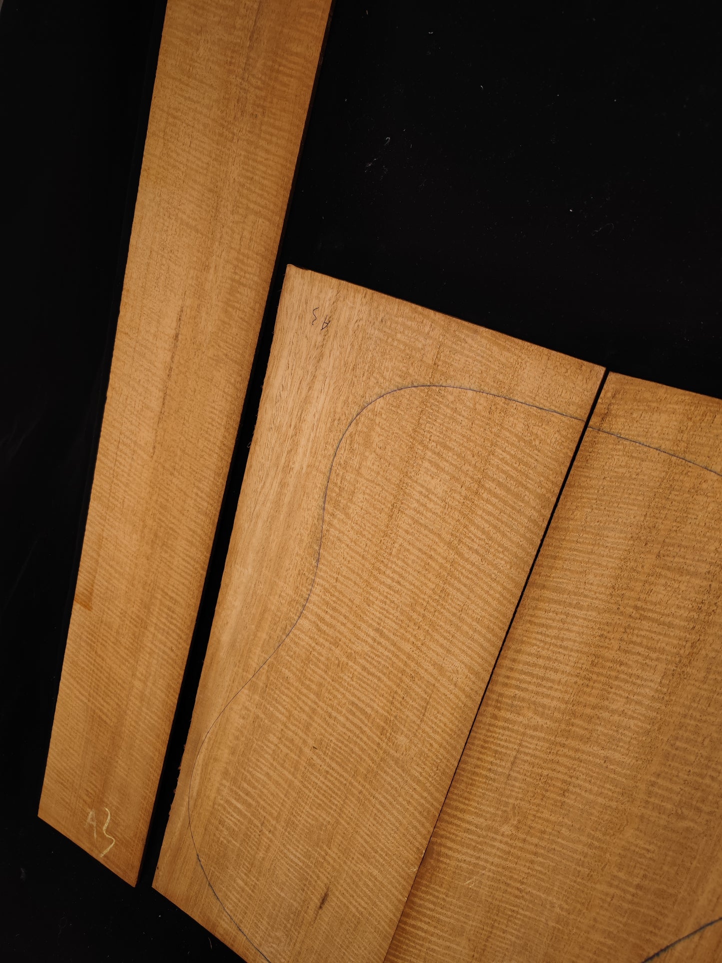 Master Grade Curly honduran mahogany guitar backs&sides set