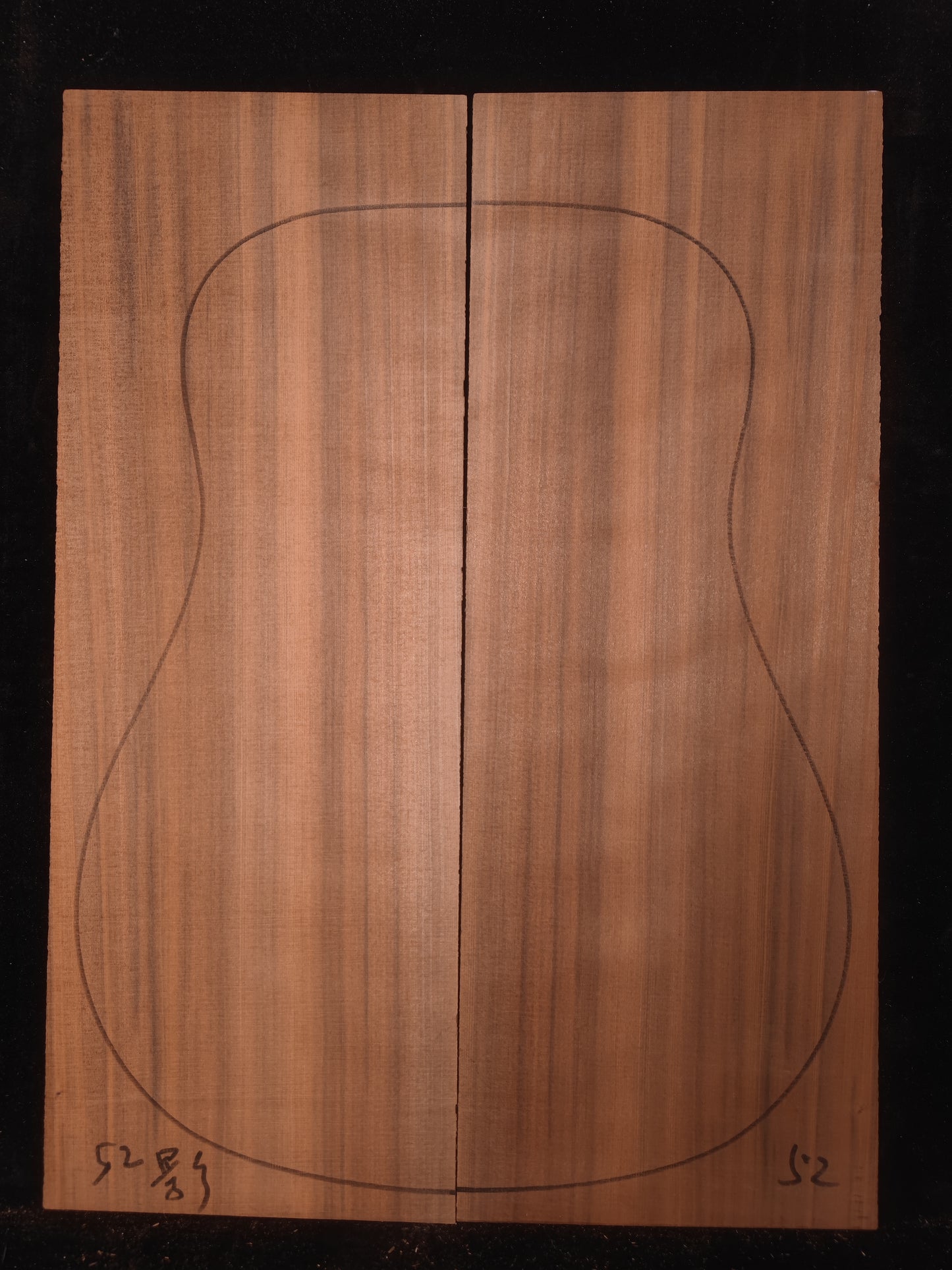 #52 curly sinker redwood guitar top set