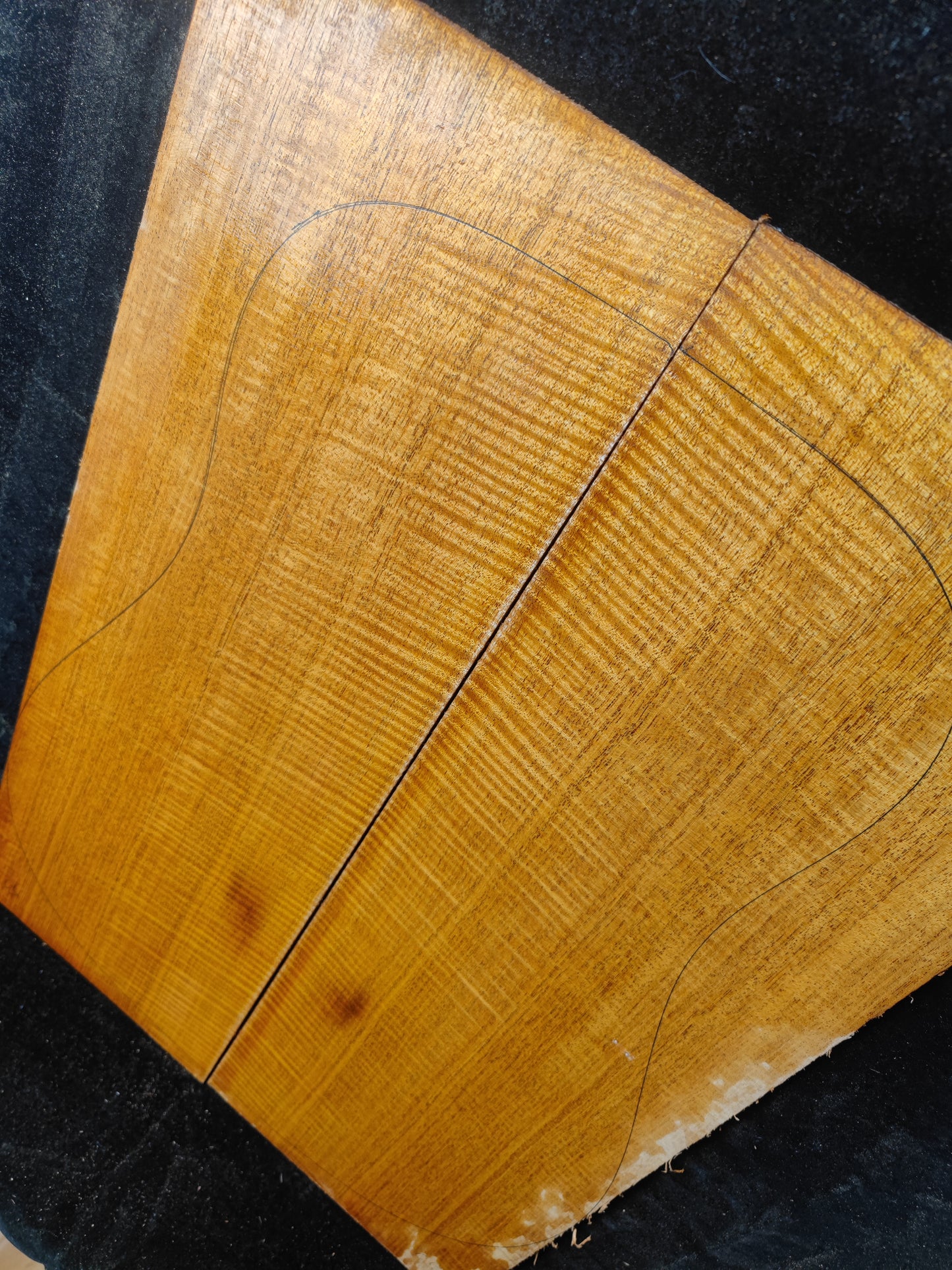 Curly honduran mahogany guitar backs&sides set