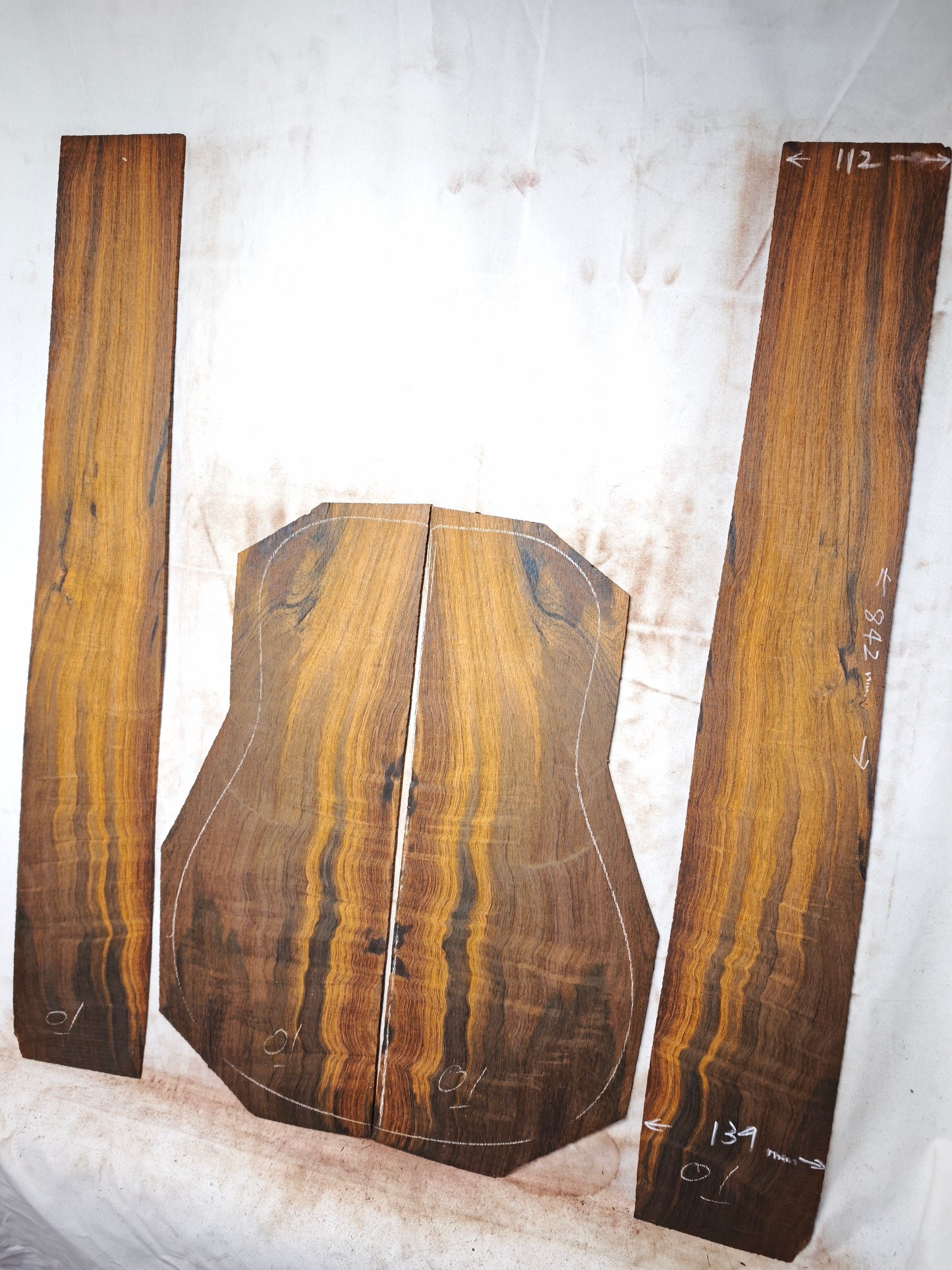 #01 MA curly Brazilian rosewood guitar backs&sides set with CITES