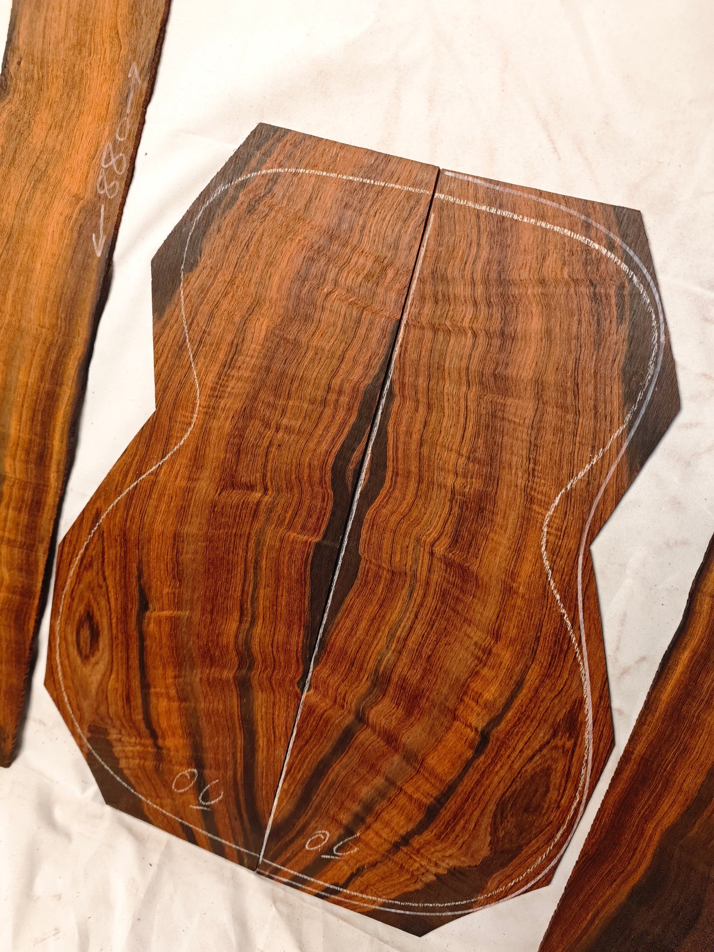 #06 MA Curly Brazilian rosewood guitar backs&sides set with CITES