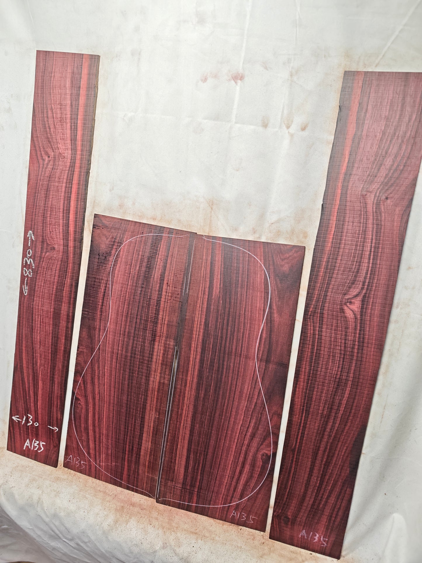 MA Quartersawn Bois de Rose madagascar rosewood back&sides guitar set A135