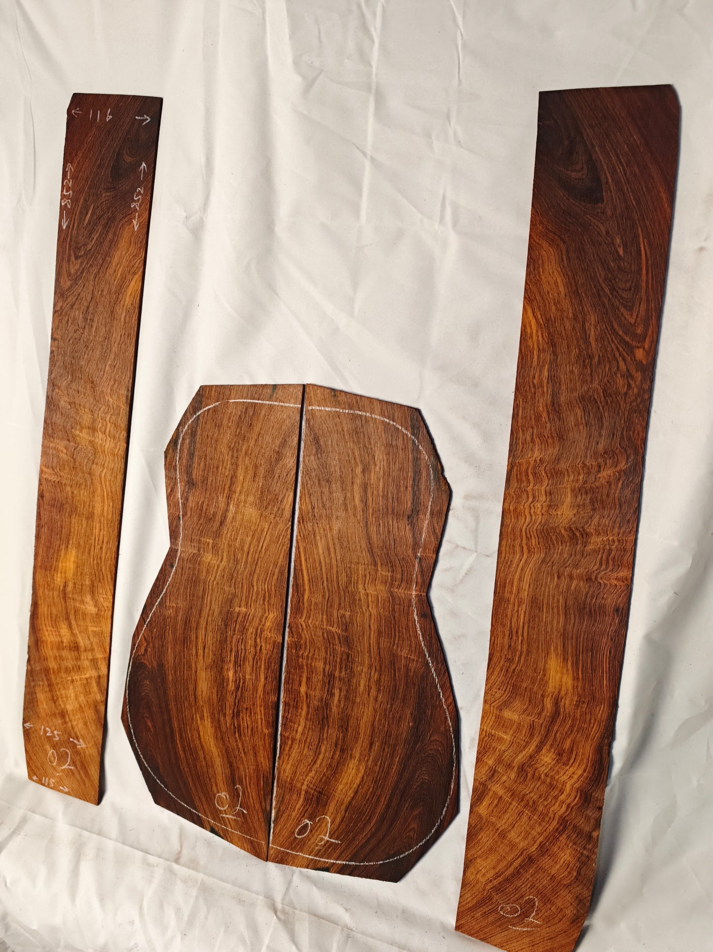 #07 MA Quartersawn Brazilian rosewood guitar backs&sides set with CITES