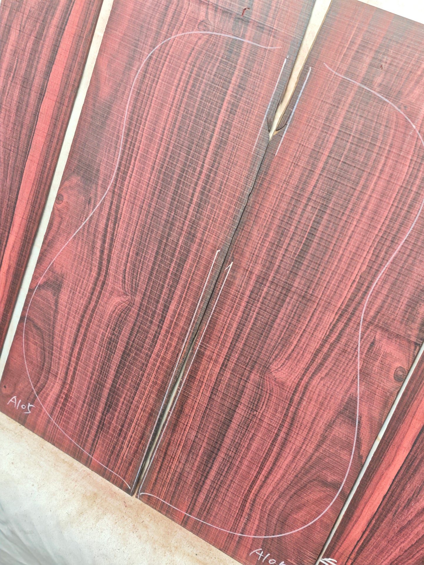 MA Quartersawn Bois de Rose madagascar rosewood back&sides guitar set A105