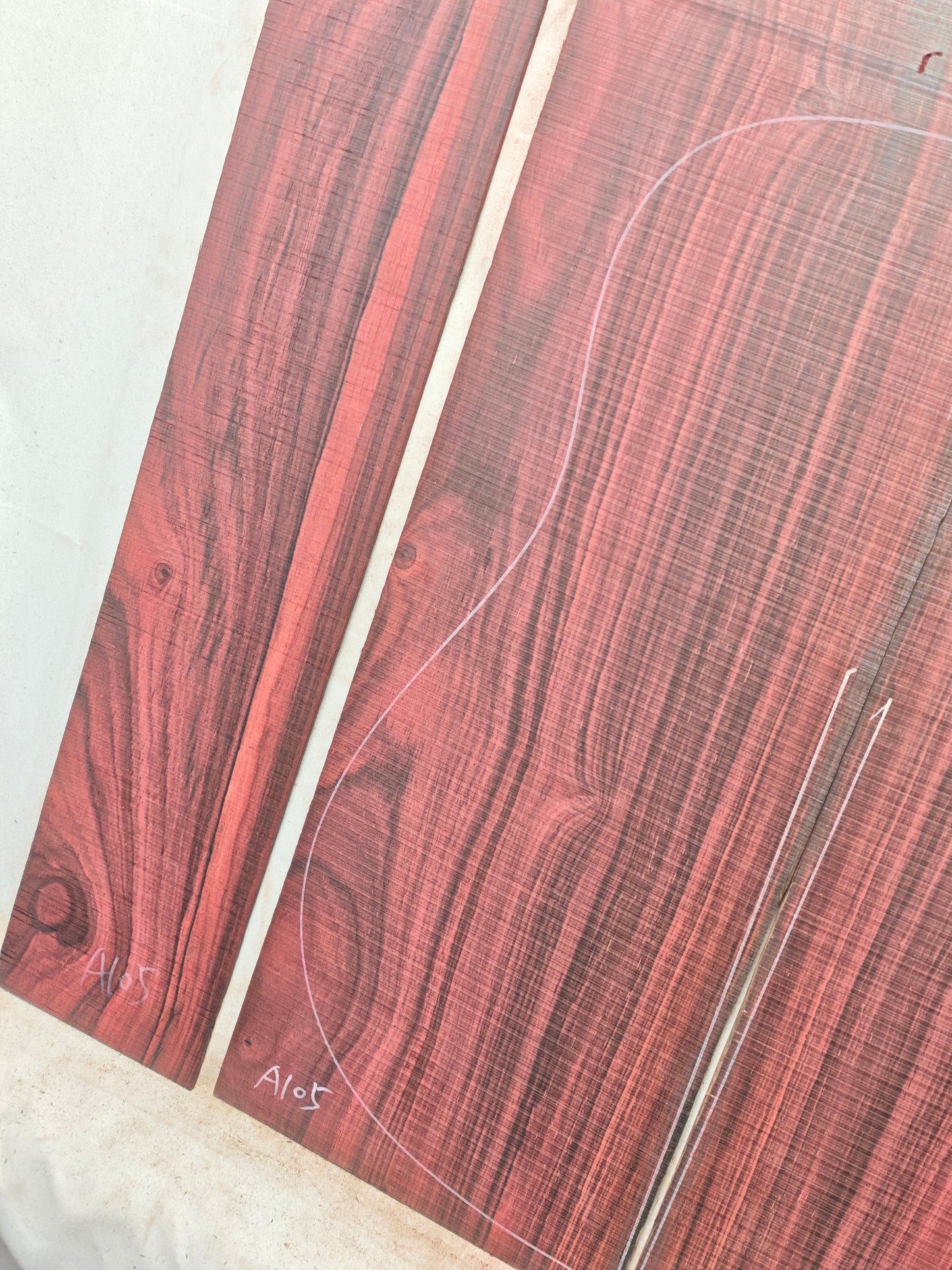 MA Quartersawn Bois de Rose madagascar rosewood back&sides guitar set A105