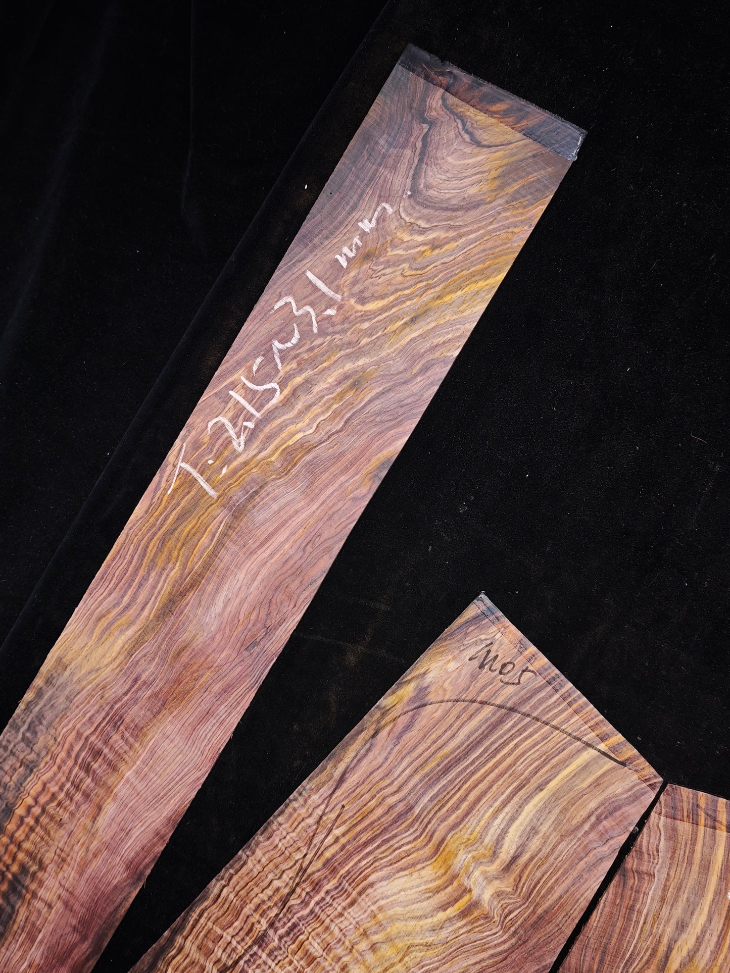 M05 curly Quartersawn cocobolo back&sides guitar set