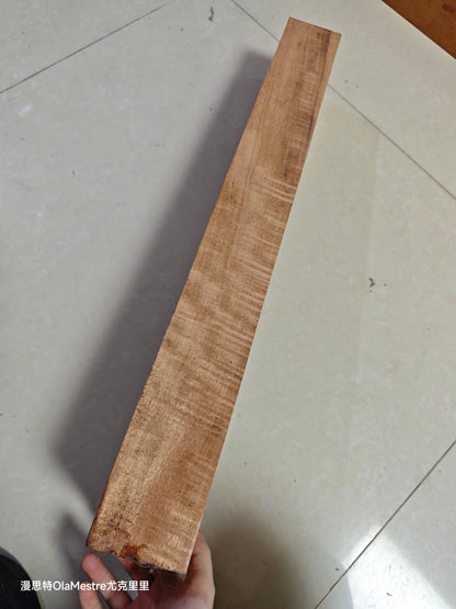 Curly  honduran mahogany one piece neck