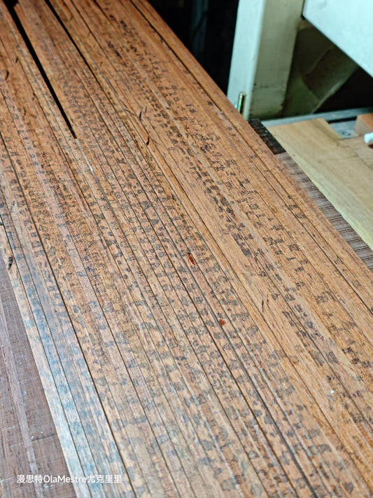 snakewood guitar binding