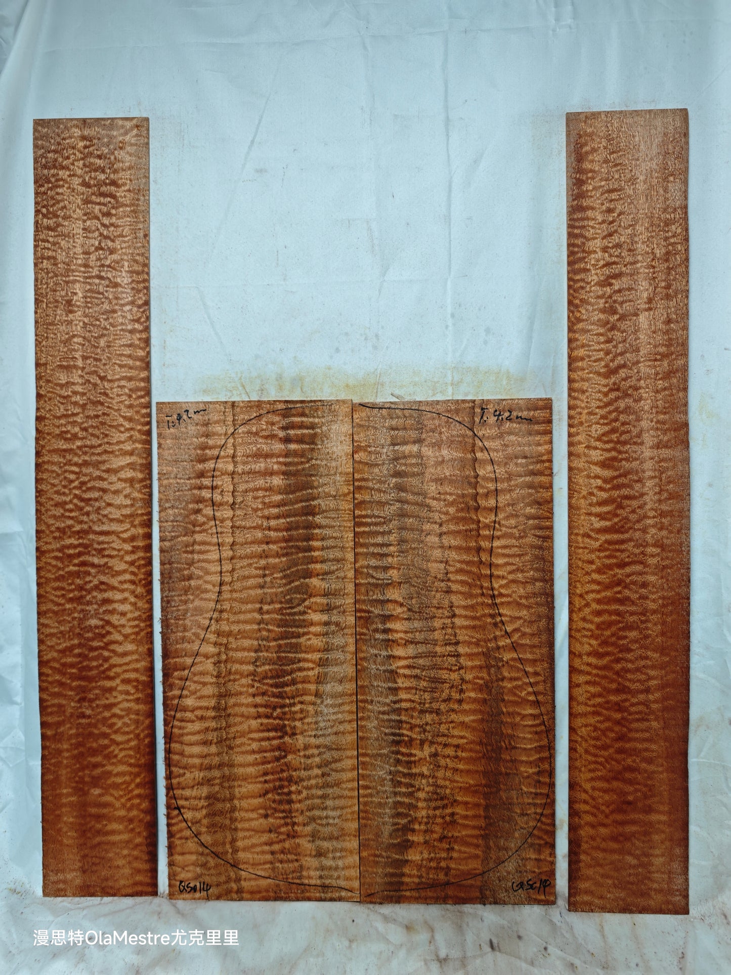 #013 Quilted sapele acoustic guitar back &sides set