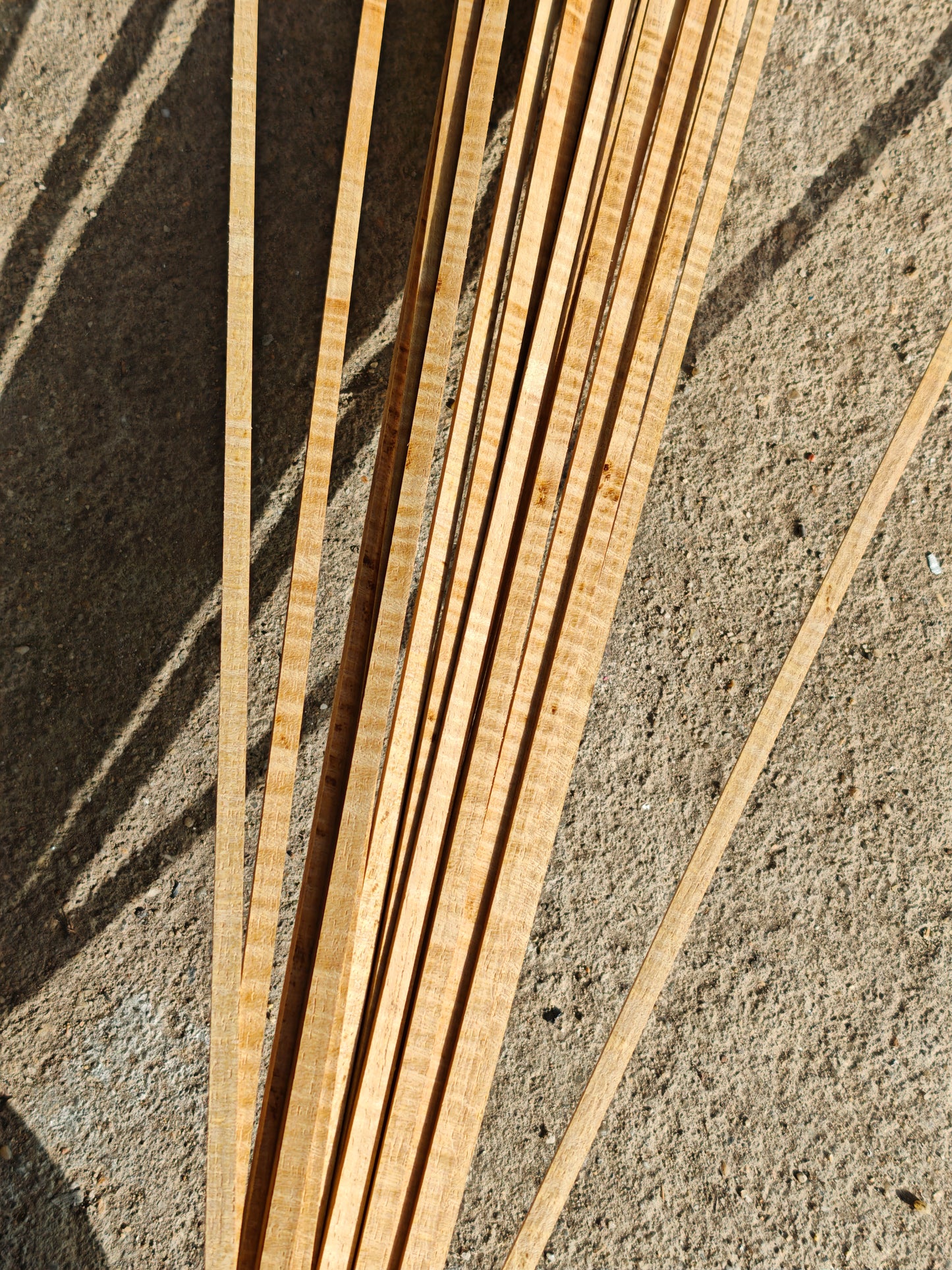 20x Curly teak wood guitar binding