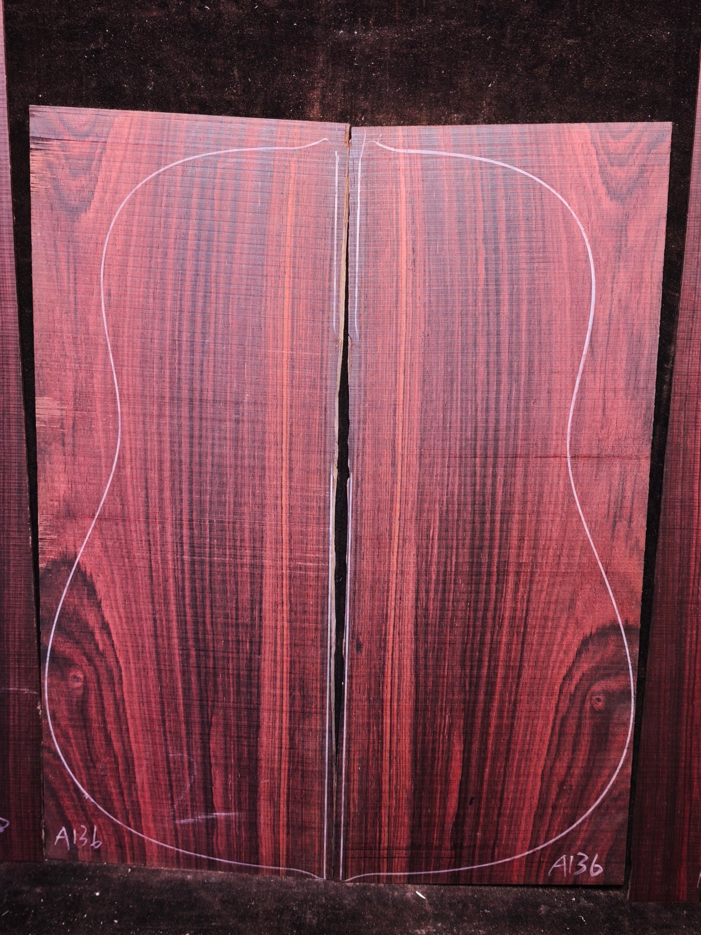 MA Quartersawn Bois de Rose madagascar rosewood back&sides guitar set A136