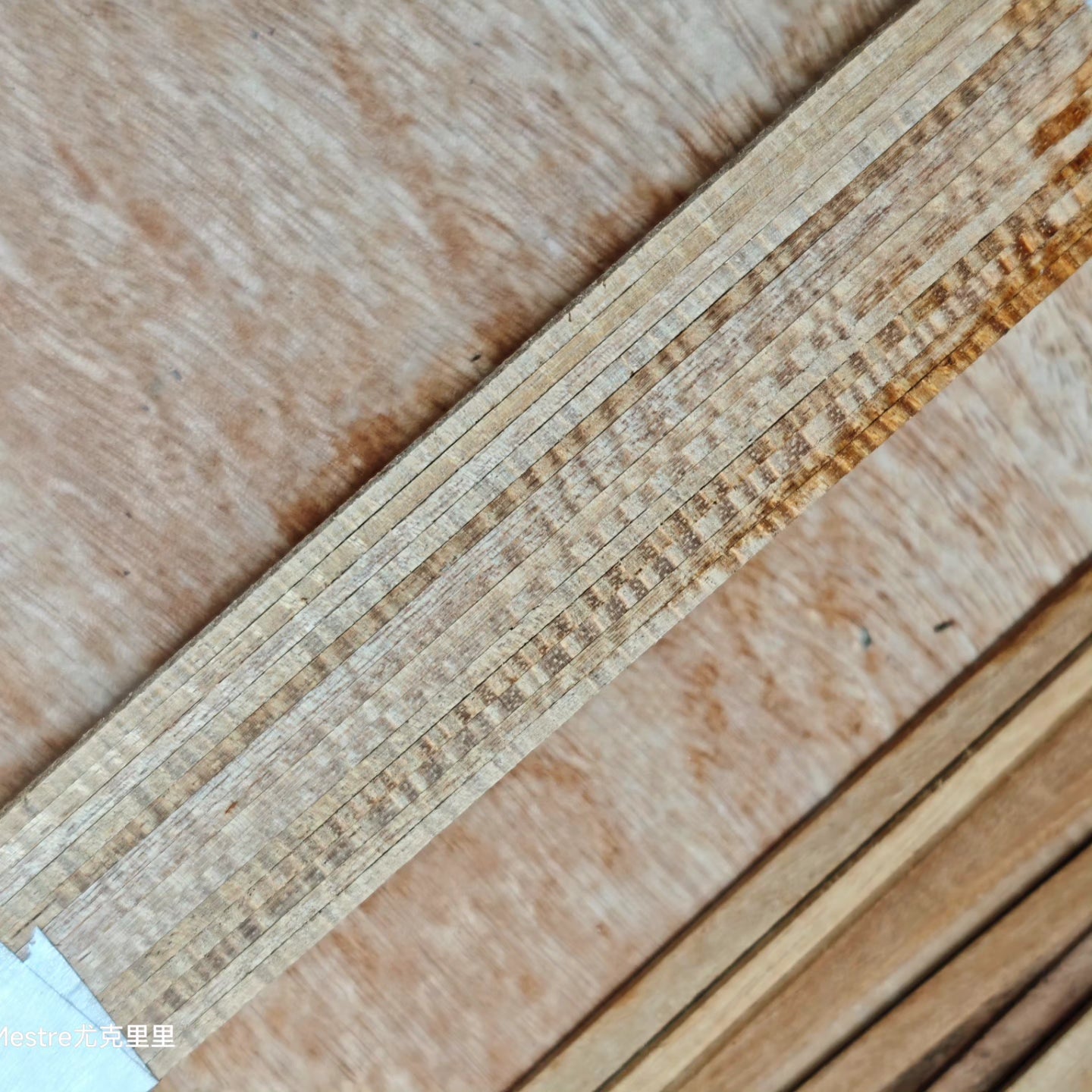 5A Hawaiian Koa guitar binding